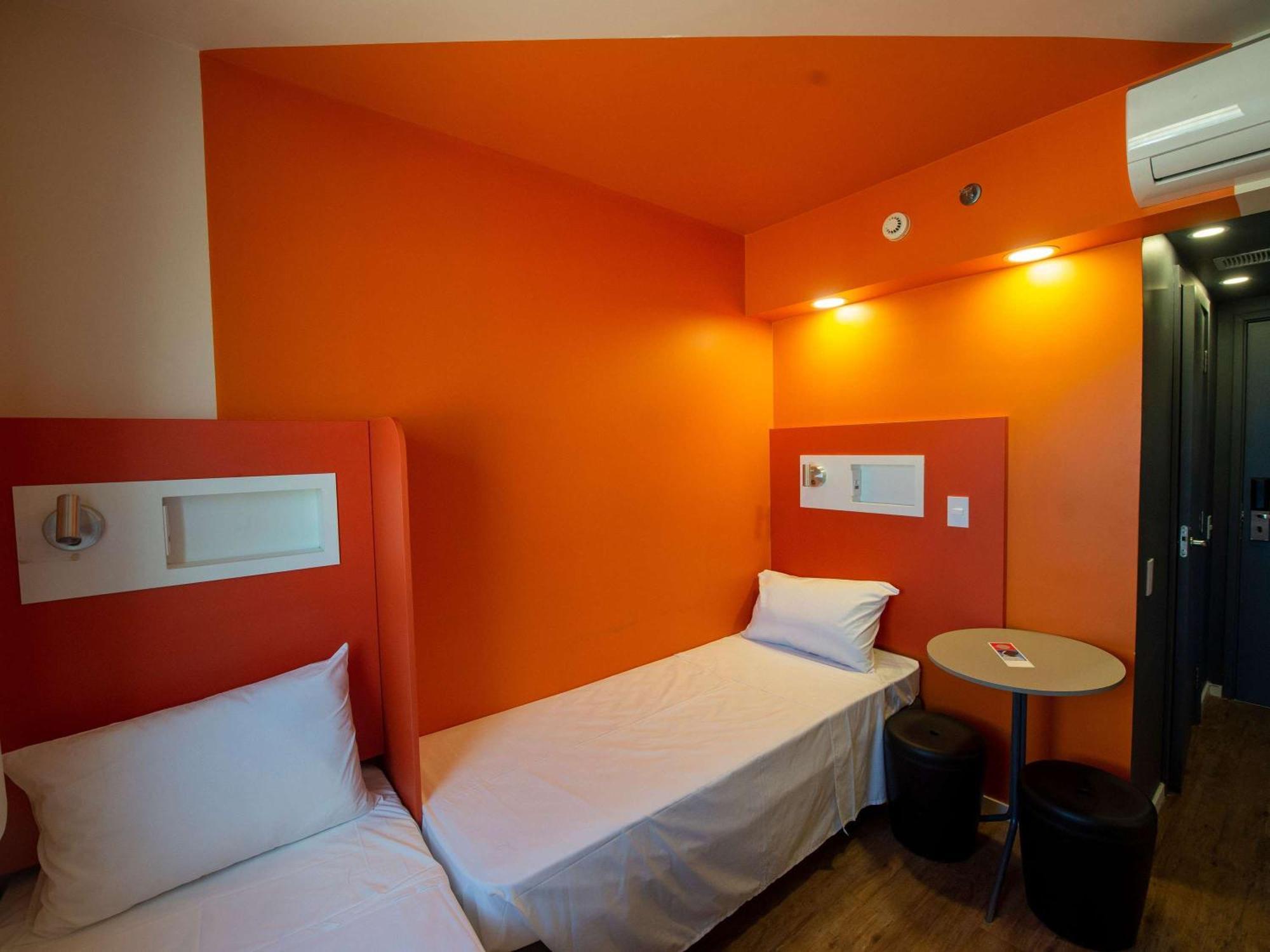 Hotel Ibis Budget Recife Jaboatao 2*